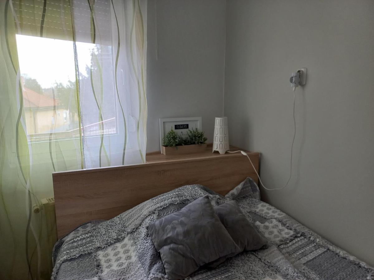 Berik Apartman 佩奇 外观 照片