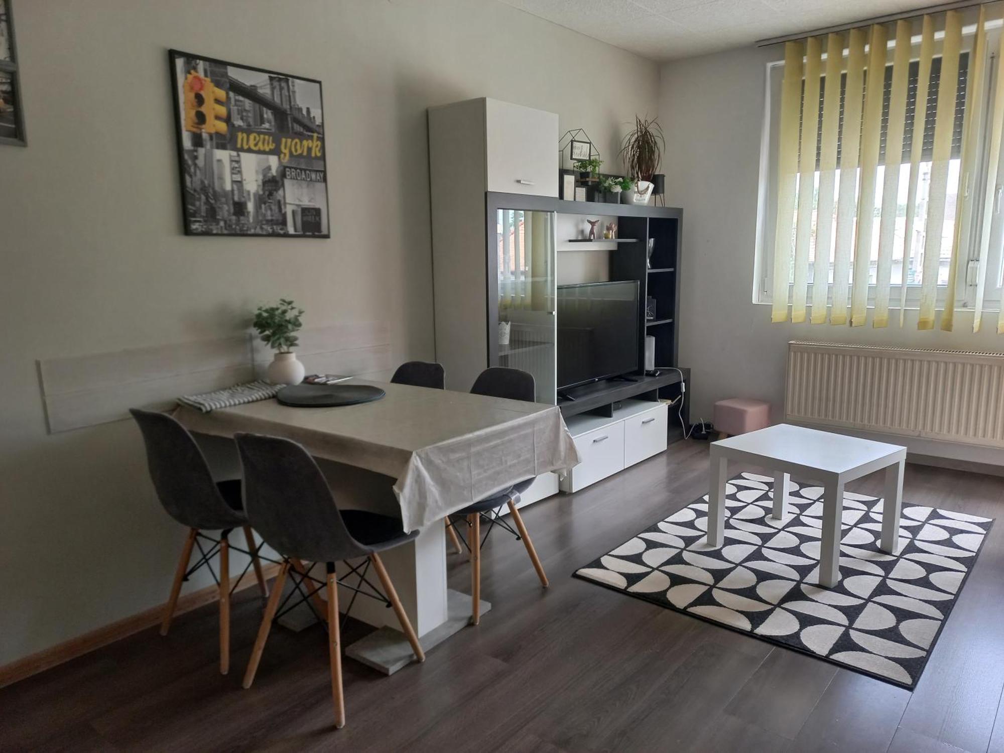 Berik Apartman 佩奇 外观 照片